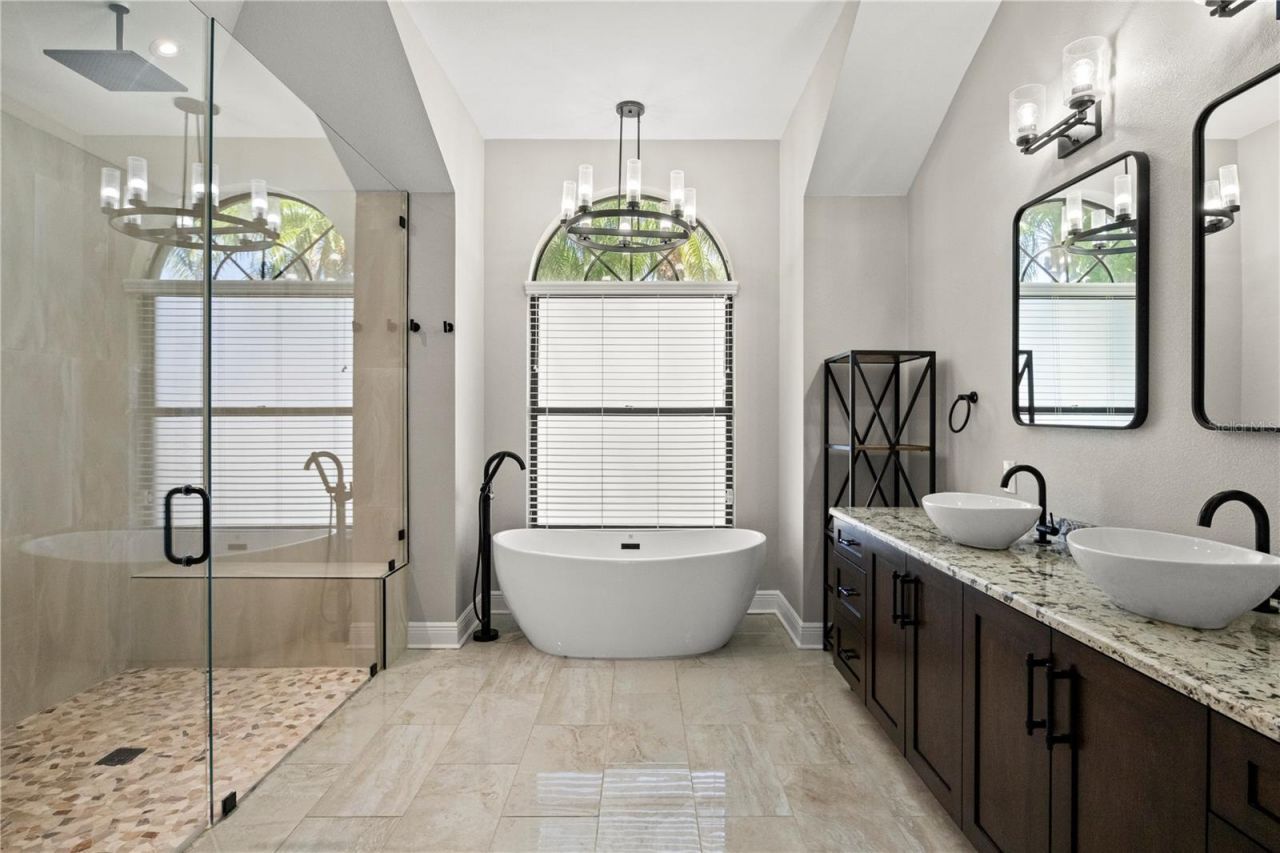 5104 E Longboat Boulevard, Tampa, FL 33615 Photo