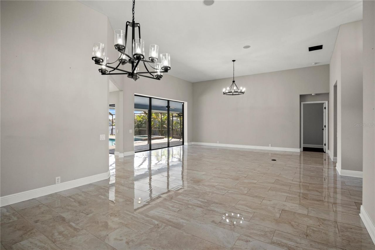 5104 E Longboat Boulevard, Tampa, FL 33615 Photo