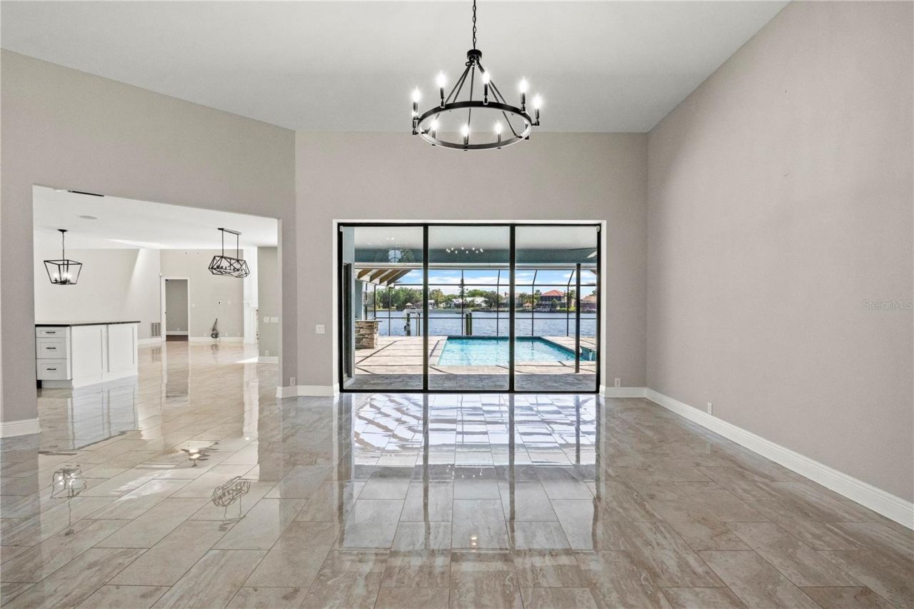 5104 E Longboat Boulevard, Tampa, FL 33615 Photo
