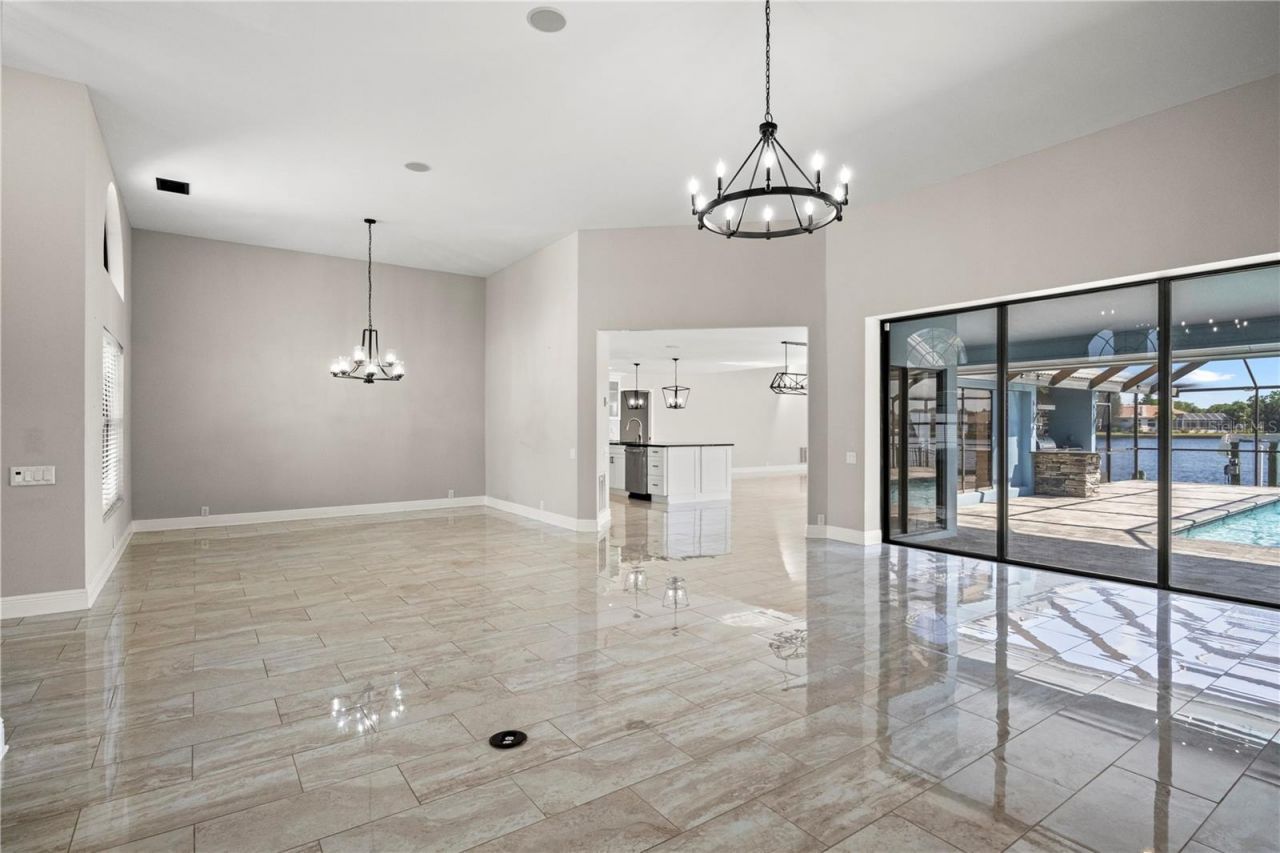 5104 E Longboat Boulevard, Tampa, FL 33615 Photo
