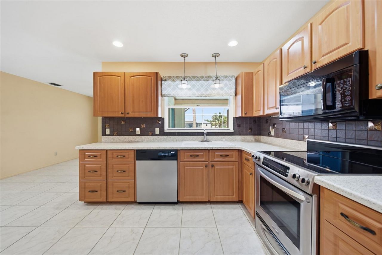 4462 Wynkoop Circle , Port Charlotte, FL 33948 Photo