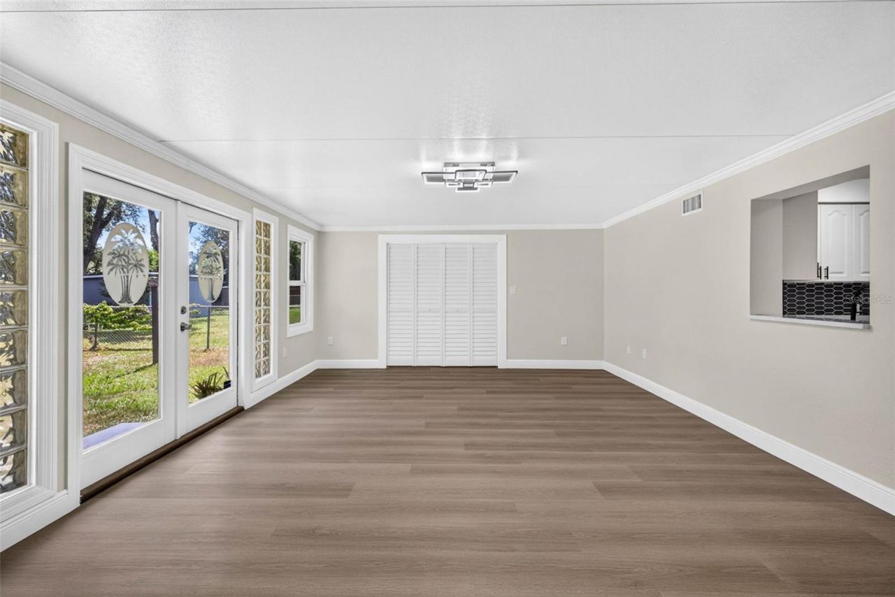 38706 Calvin Avenue , Zephyrhills, FL 33542 Photo