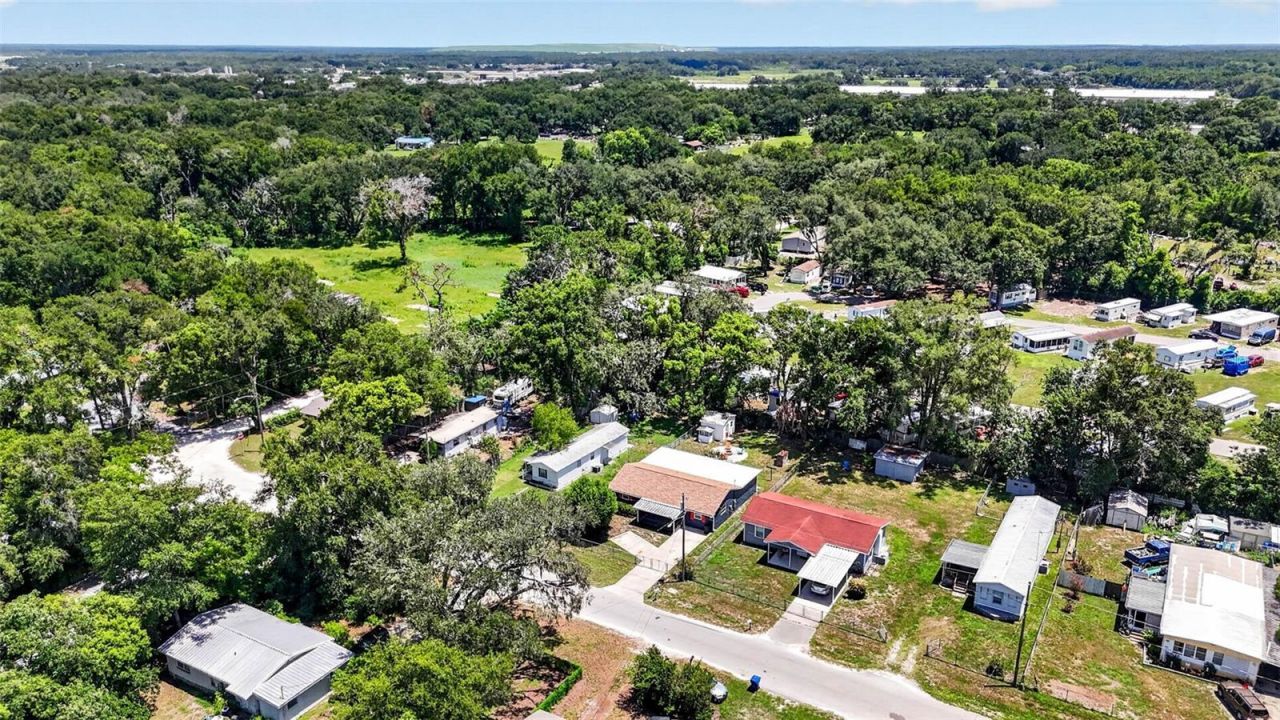 38706 Calvin Avenue , Zephyrhills, FL 33542 Photo