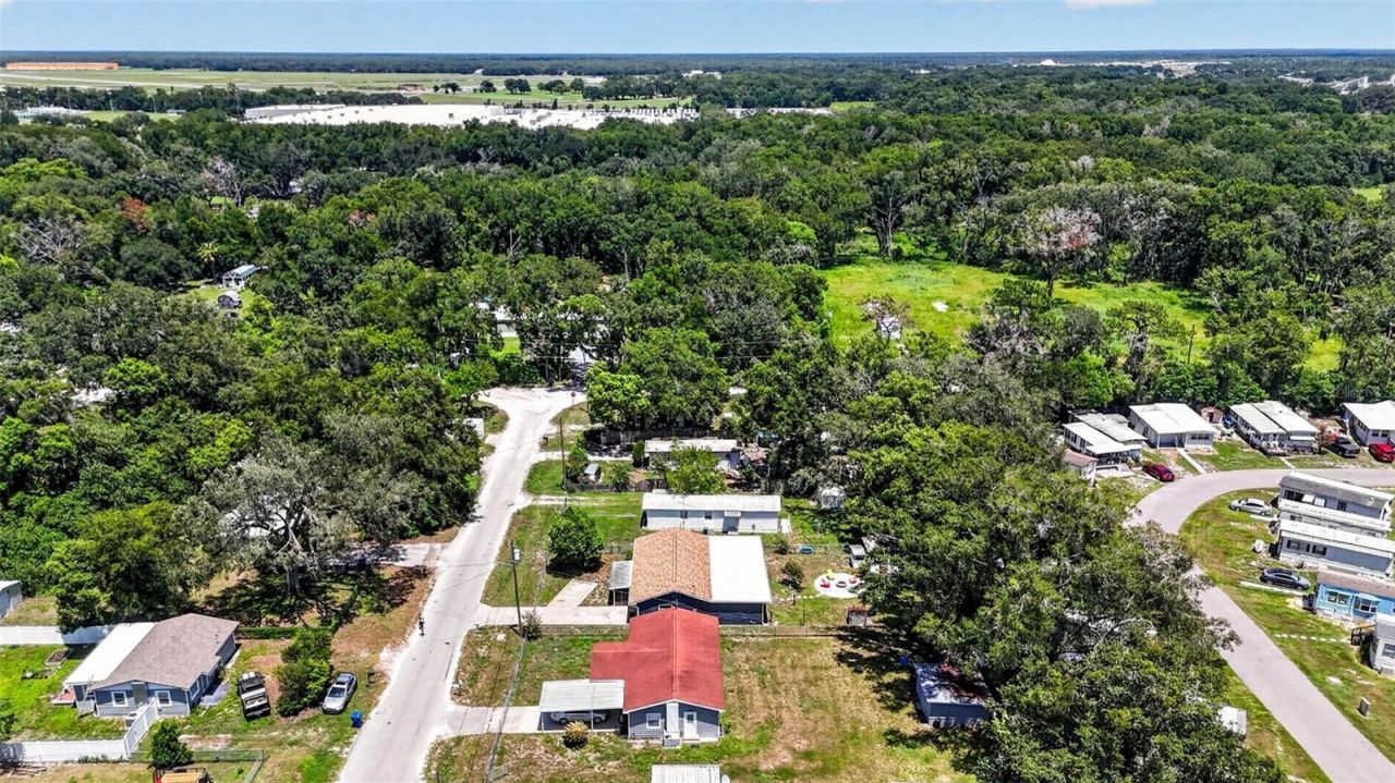38706 Calvin Avenue , Zephyrhills, FL 33542 Photo