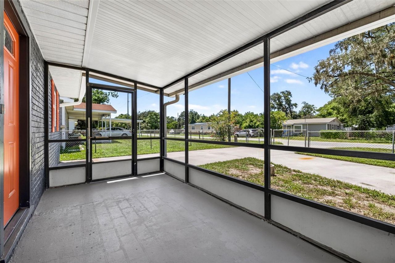 38706 Calvin Avenue , Zephyrhills, FL 33542 Photo