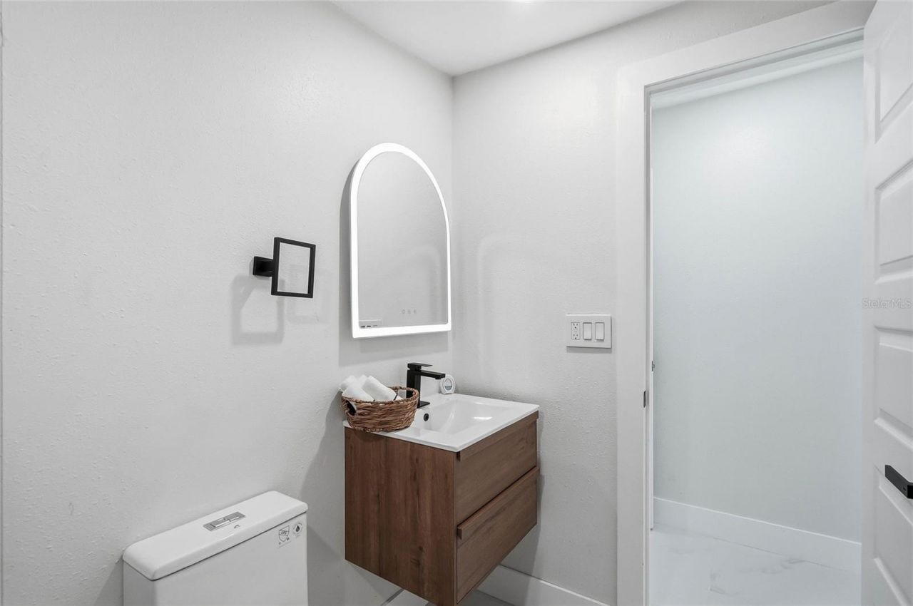8118 Tanglewood Lane , Tampa, FL 33615 Photo