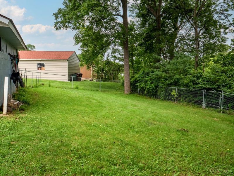 9326 Ranchill Drive, Cincinnati, OH 45231 Photo 41