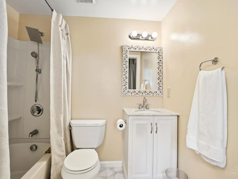 2484 Wingham Drive, Green Township, OH 45238 Photo 29