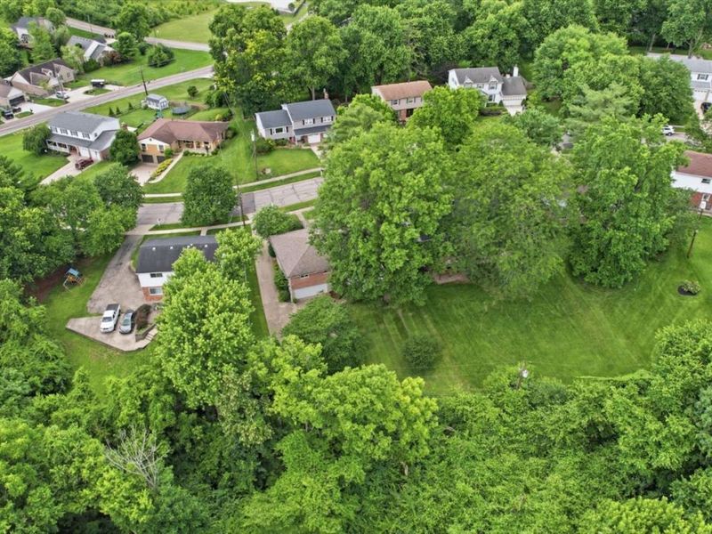 2484 Wingham Drive, Green Township, OH 45238 Photo 5