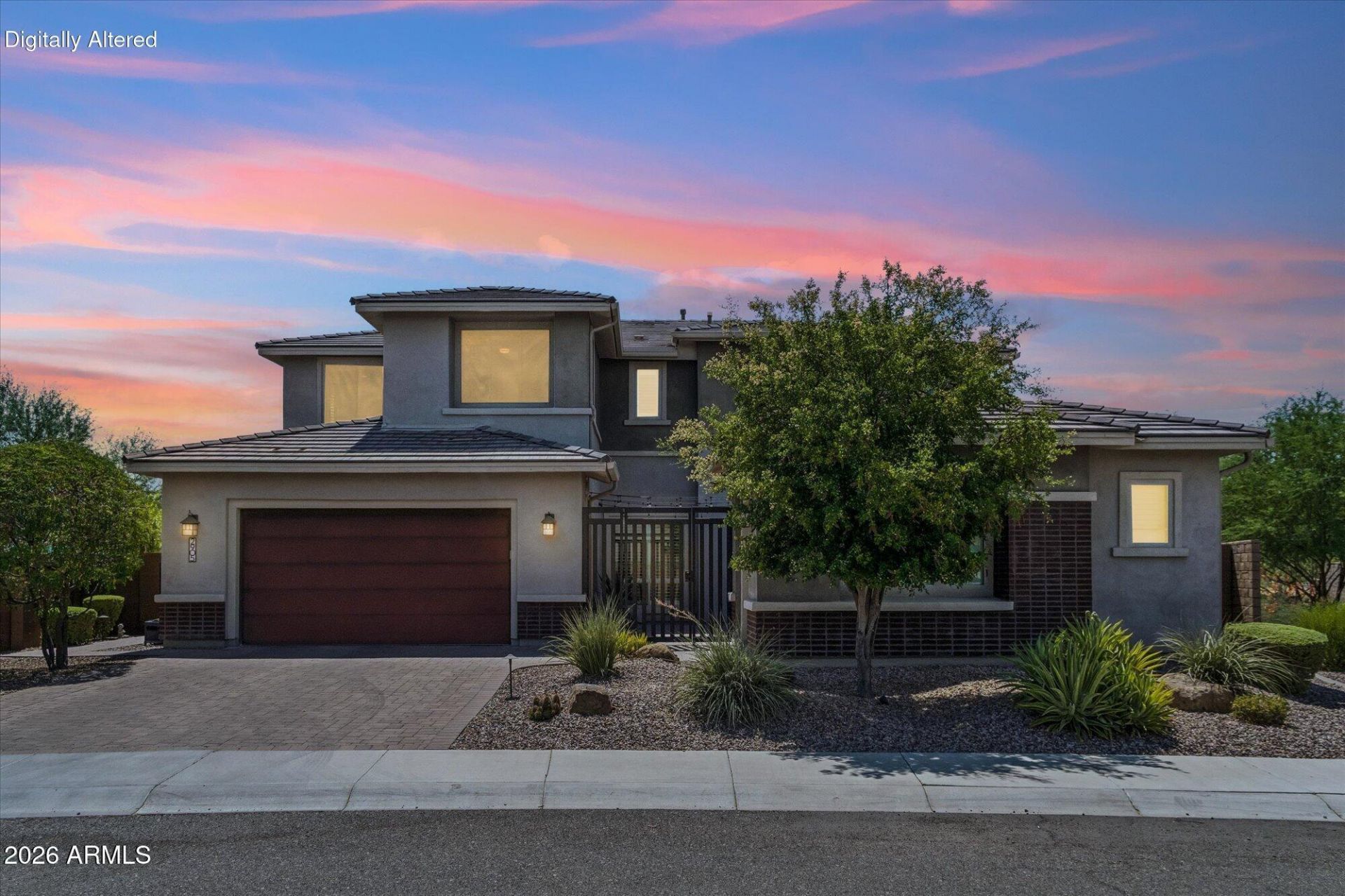 2905 E LOS GATOS Drive, Phoenix, AZ 85050