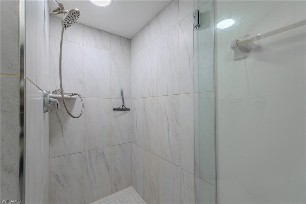 117 Wading Bird Cir, Unit 101, Naples, FL 34110 Photo