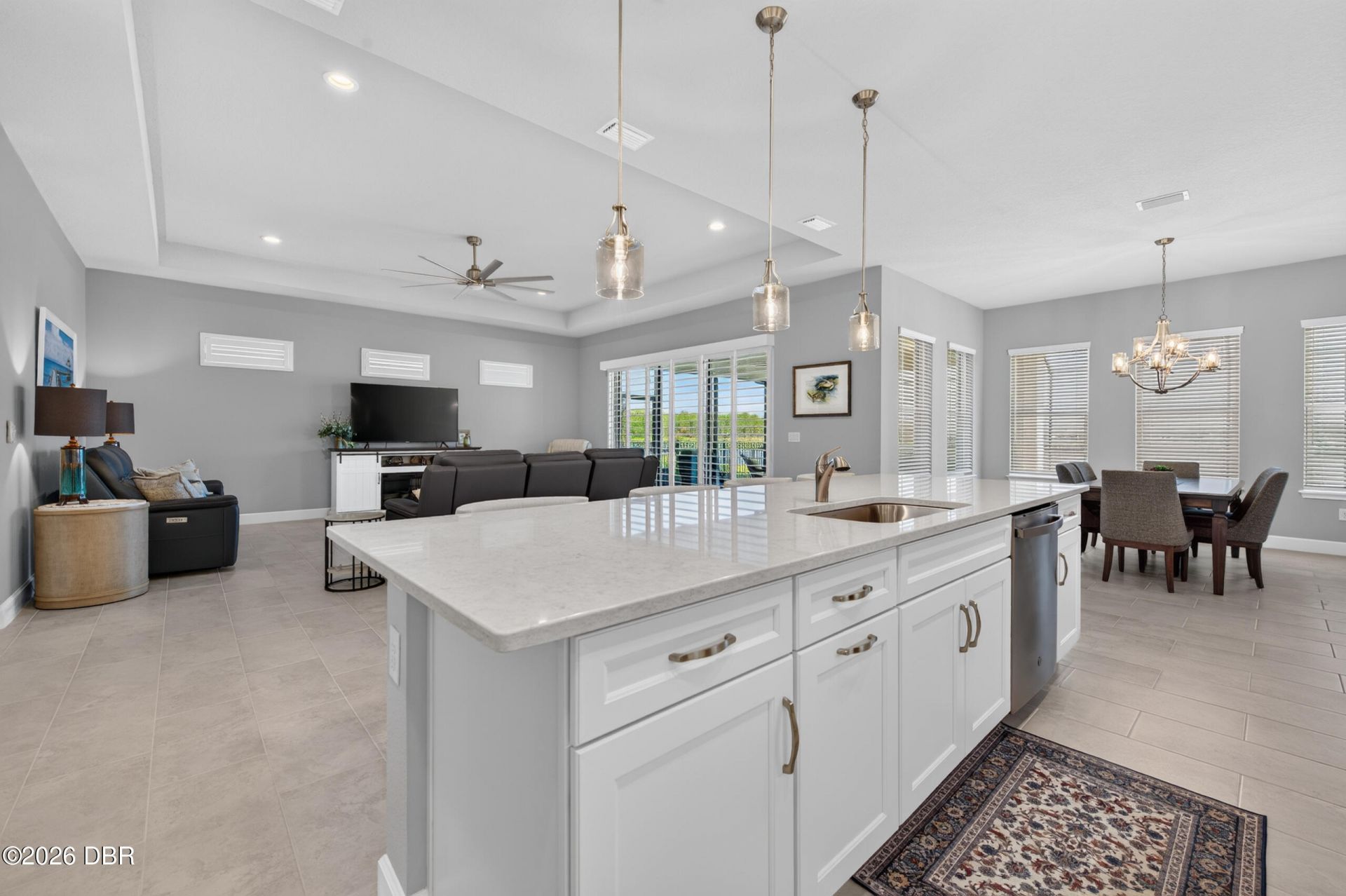 305 Aquamarine Way, Daytona Beach, FL 32124 Photo