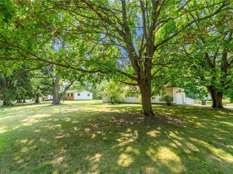 7101 Pinecrest Street NE, Canton, OH 44721 Photo 5