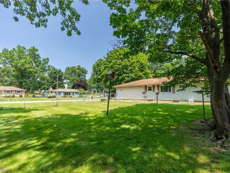 7101 Pinecrest Street NE, Canton, OH 44721 Photo 6