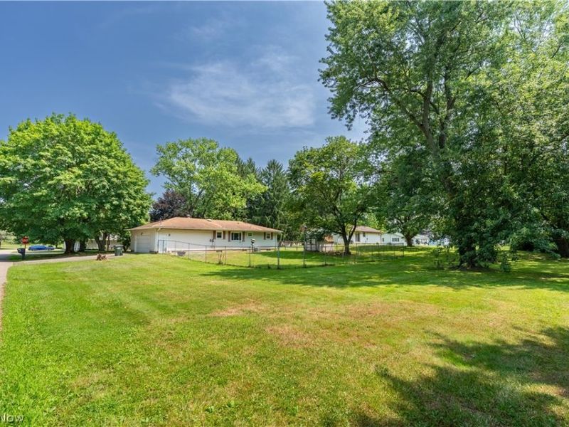 7101 Pinecrest Street NE, Canton, OH 44721 Photo 8