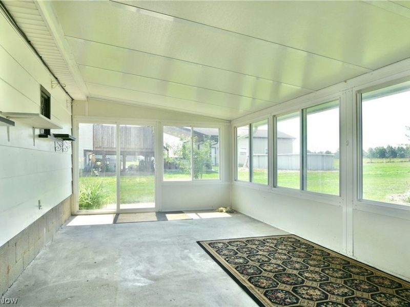 1393 Sunnyfield Avenue NW, Warren, OH 44481 Photo 38
