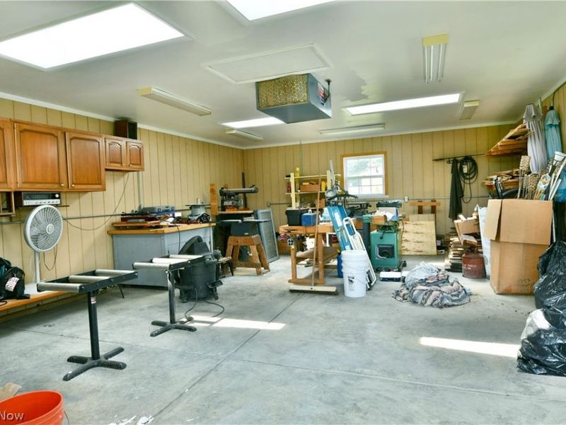 1393 Sunnyfield Avenue NW, Warren, OH 44481 Photo 42