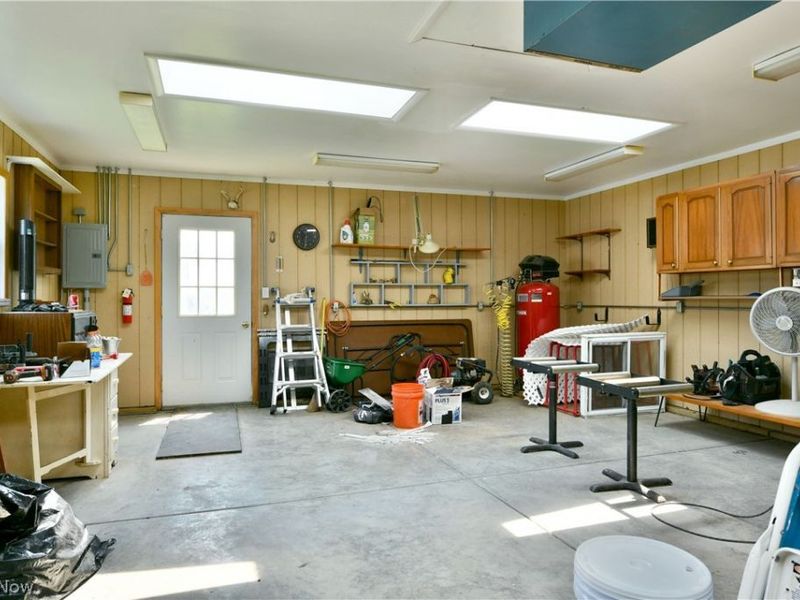 1393 Sunnyfield Avenue NW, Warren, OH 44481 Photo 43