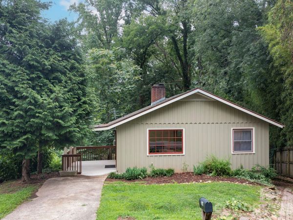 176 Chiles Avenue, Asheville, NC 28803