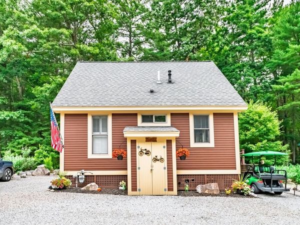 38 Whispering Pines Rd, Unit 38, Westford, MA 01886