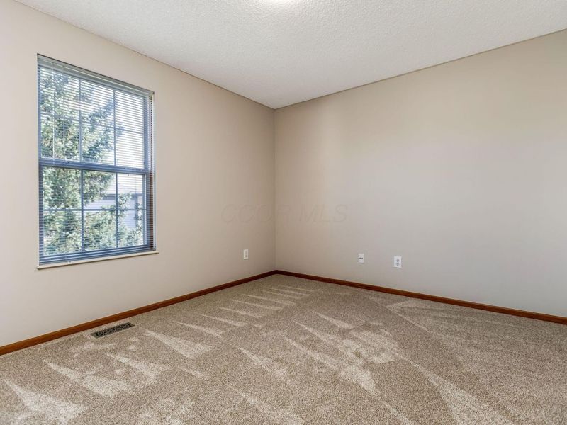 7290 Kirkdale Drive, Unit 19A, Blacklick, OH 43004 Photo 17