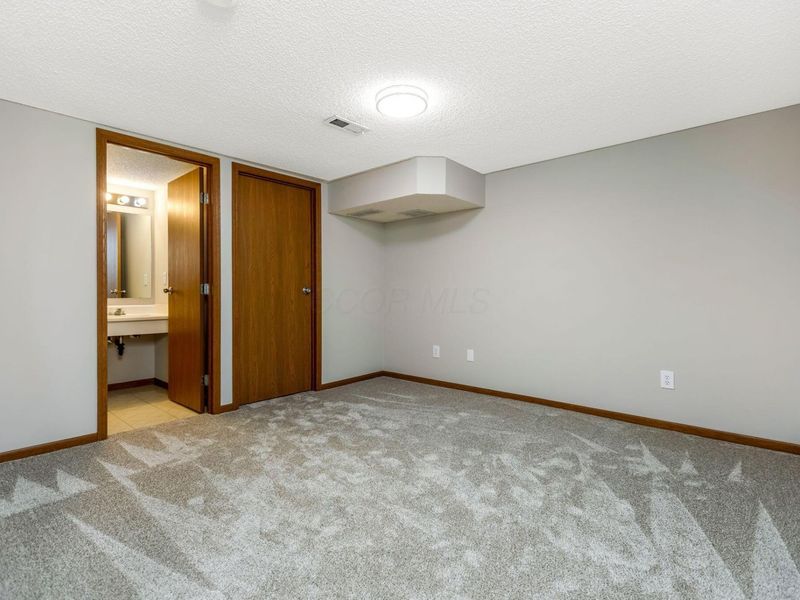 7290 Kirkdale Drive, Unit 19A, Blacklick, OH 43004 Photo 19