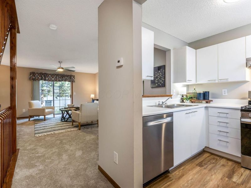 7290 Kirkdale Drive, Unit 19A, Blacklick, OH 43004 Photo 7