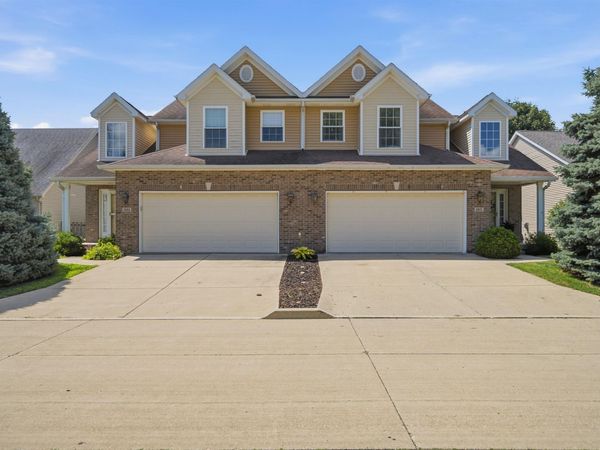 2931 E RAAB Road, Normal, IL 61761