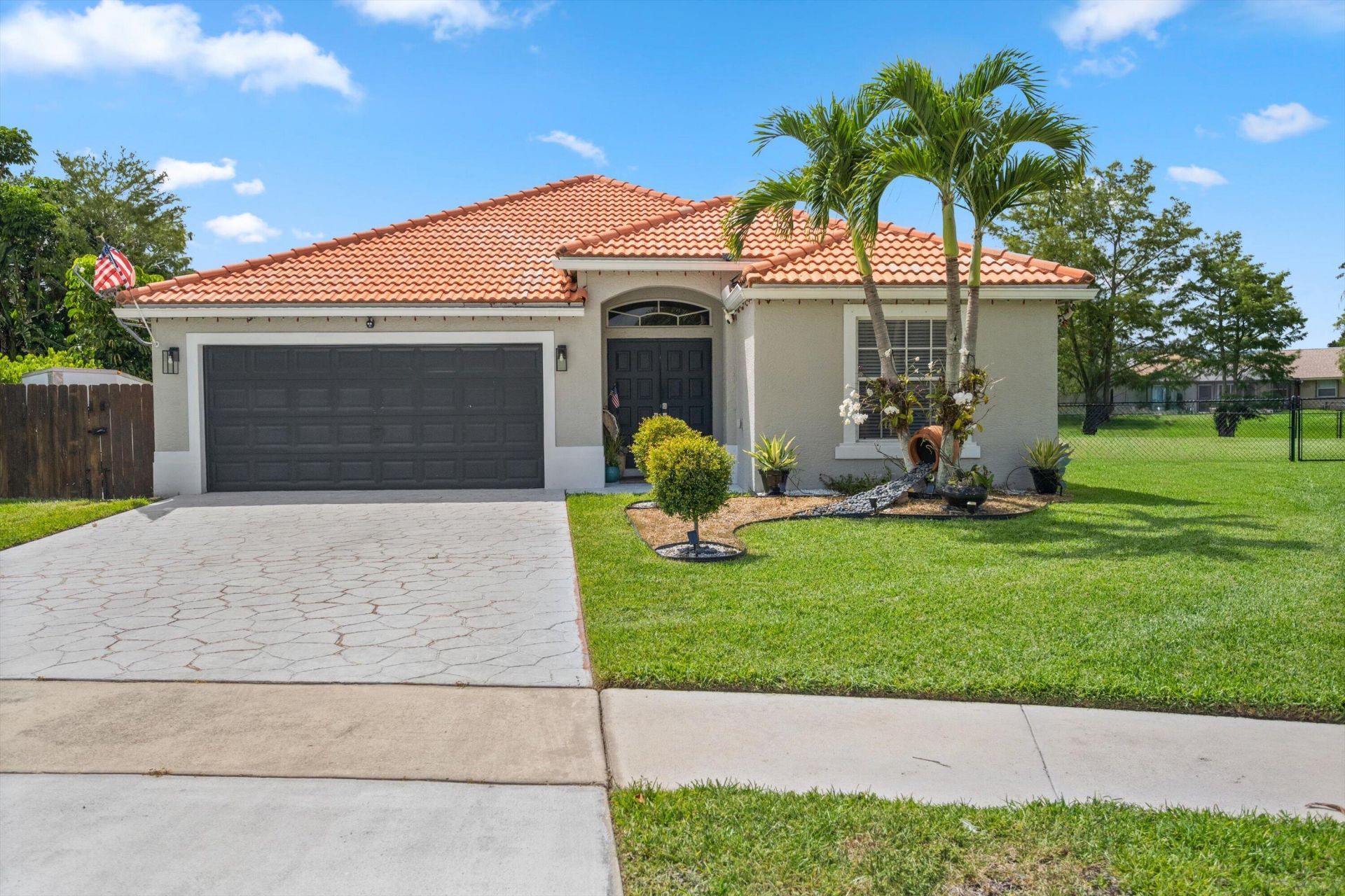 133 Nottingham Road, Royal Palm Beach, FL 33411 Photo