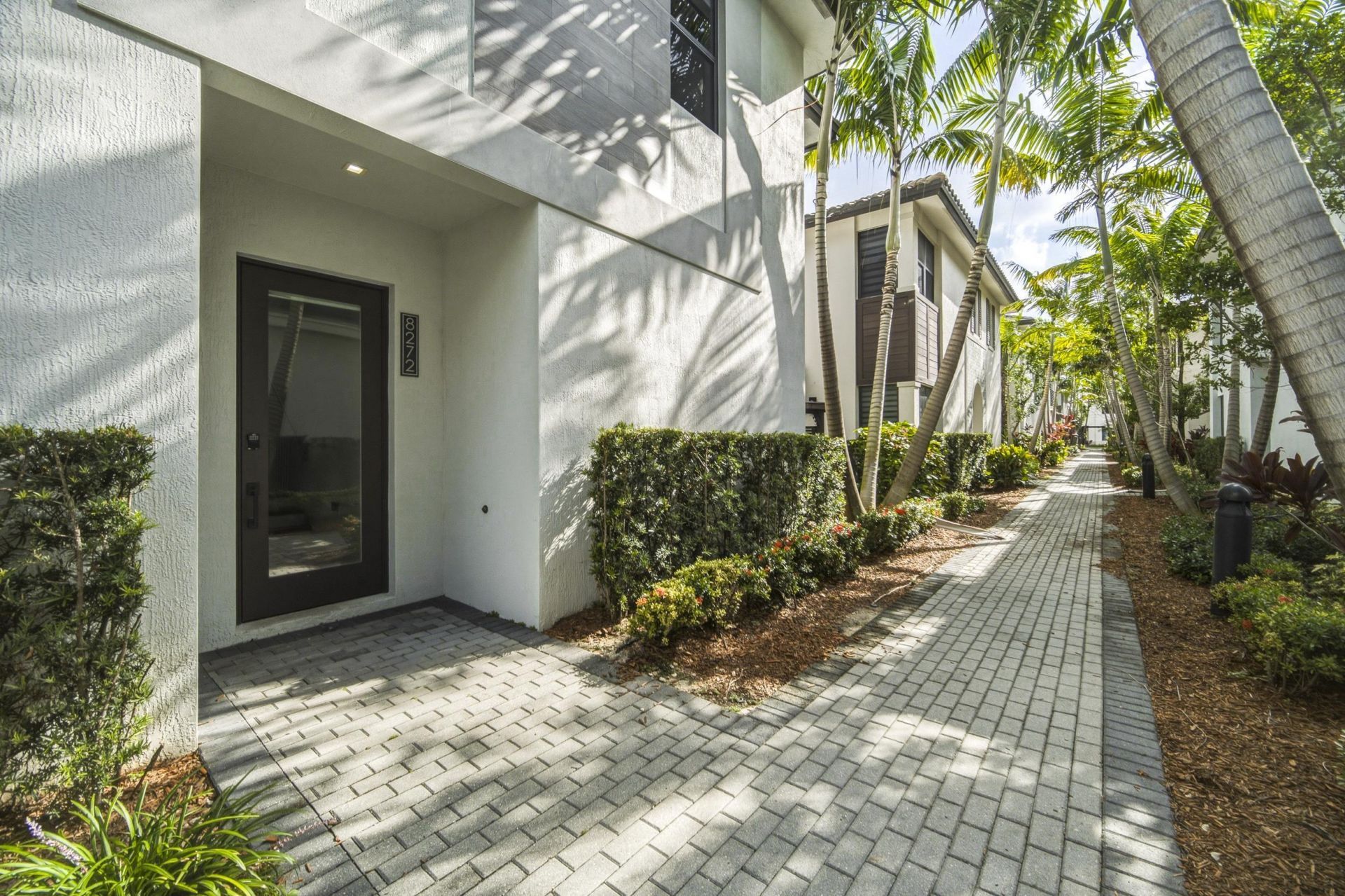 8272 NW 44th Terrace, Doral, FL 33166 Photo