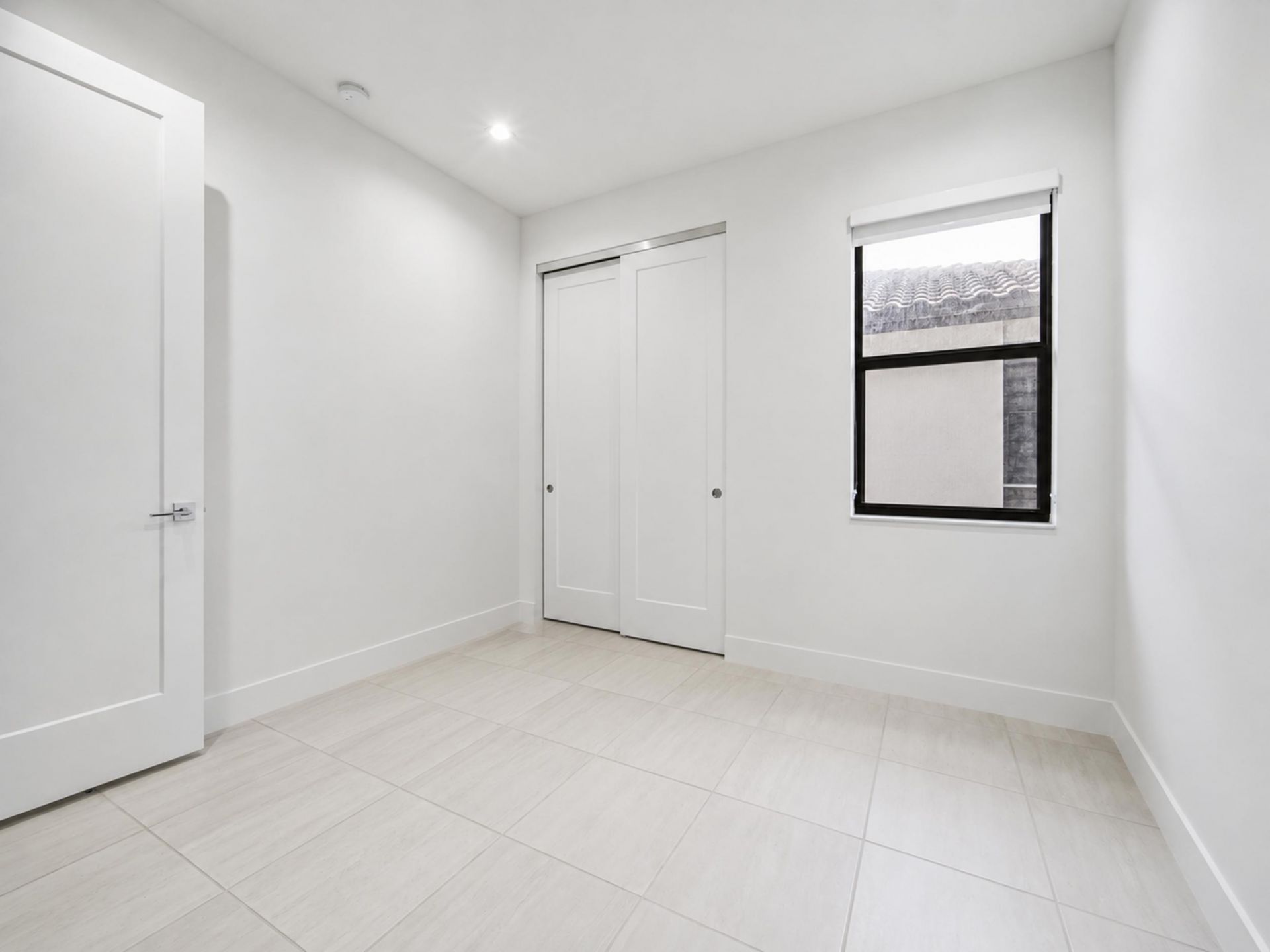 8272 NW 44th Terrace, Doral, FL 33166 Photo