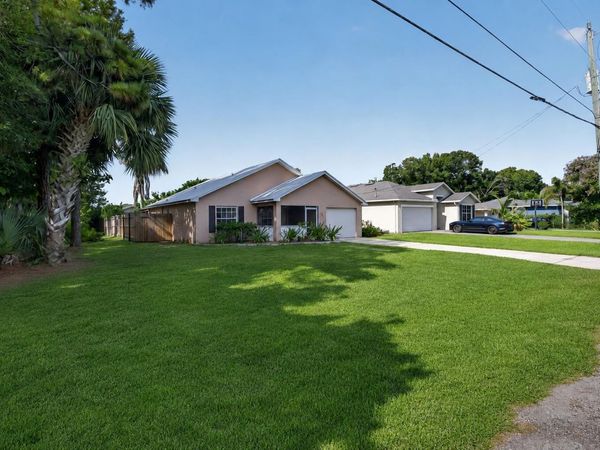 6934 Palm Garden Street, Jupiter, FL 33458