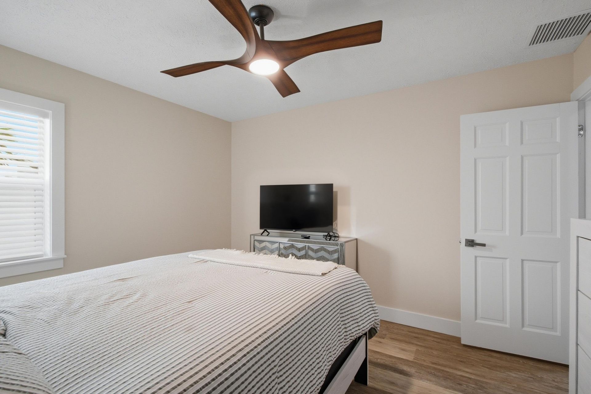 5216 SE Orange Street, Stuart, FL 34997 Photo