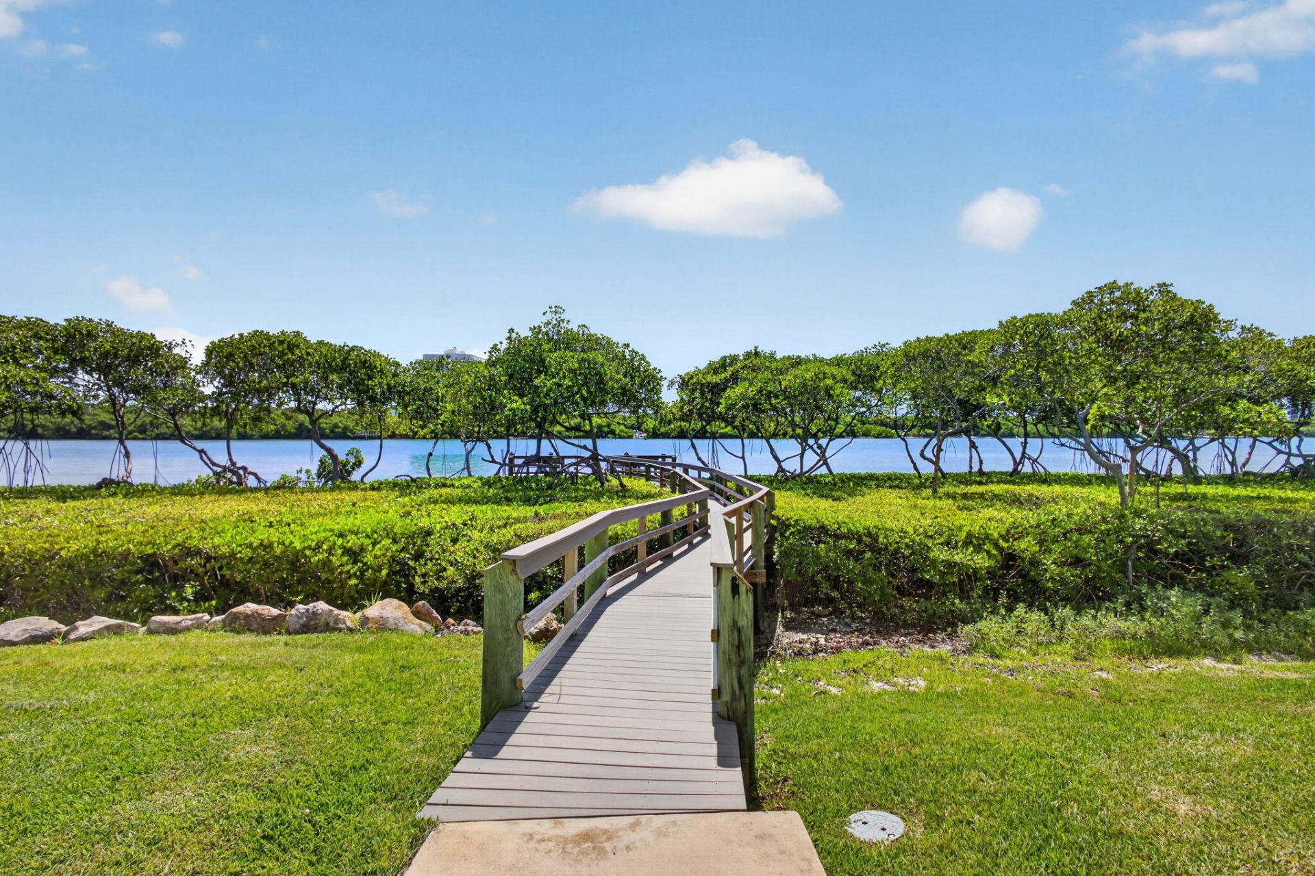 200 Waterway Road, Unit 206, Tequesta, FL 33469 Photo