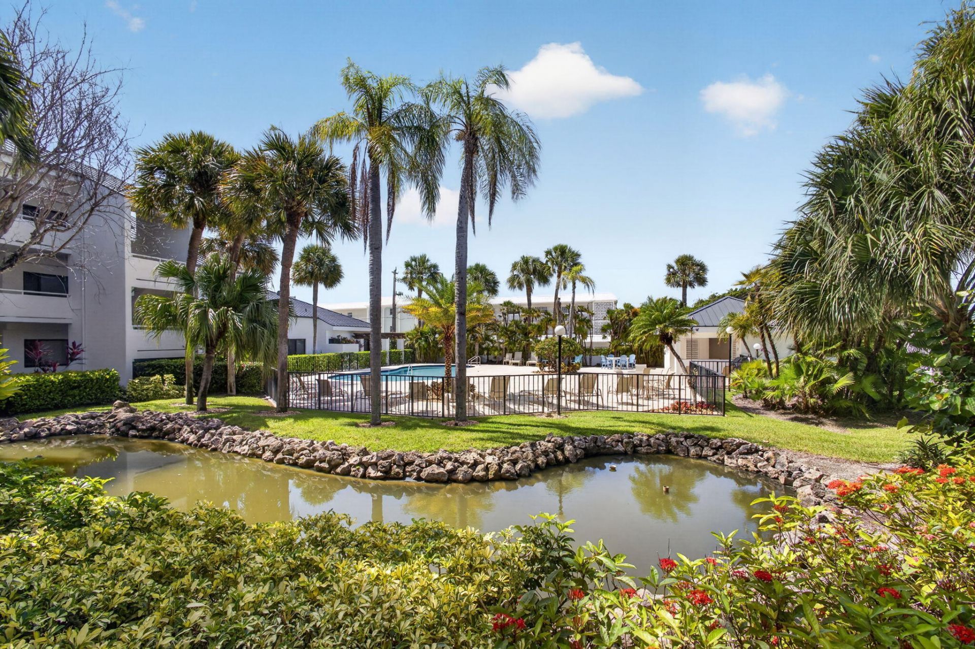 200 Waterway Road, Unit 206, Tequesta, FL 33469 Photo