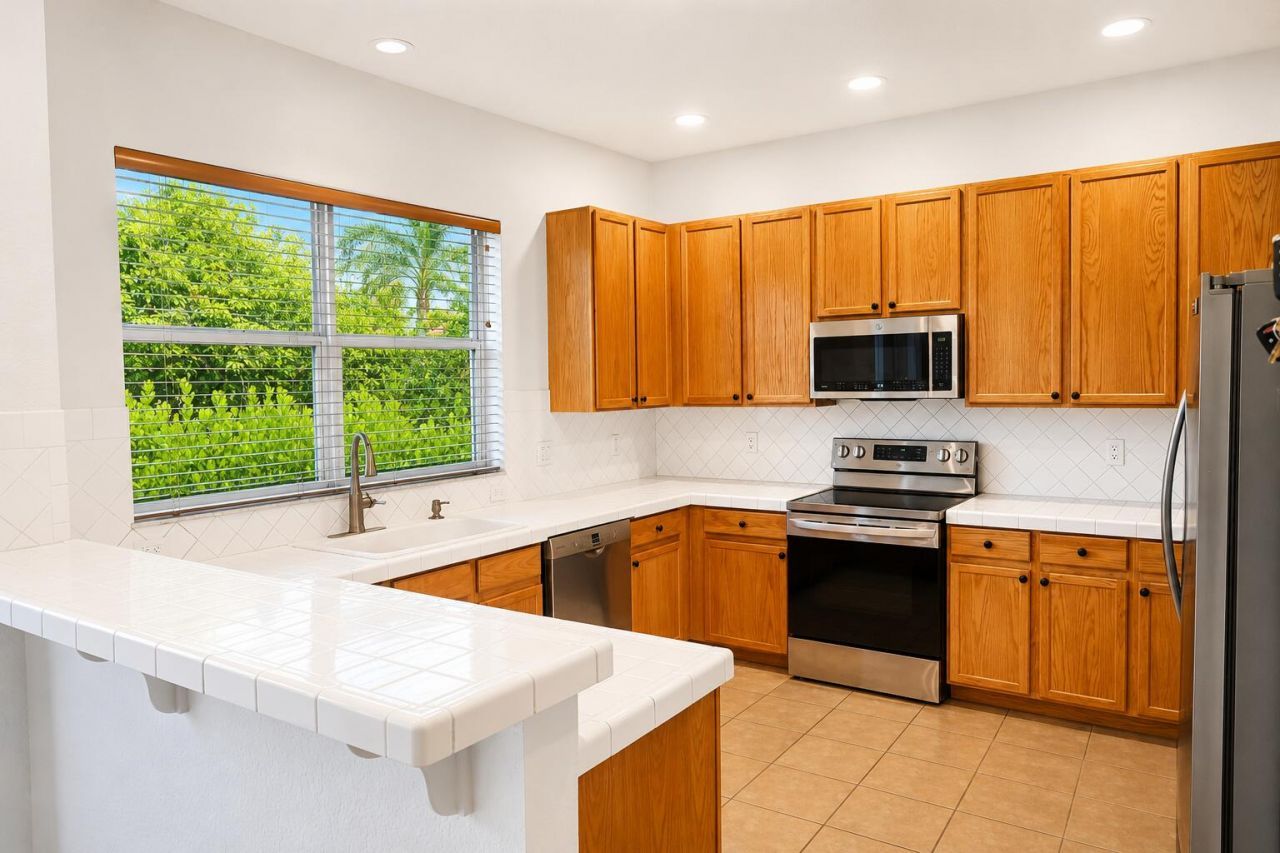 609 SW 167th Way, Pembroke Pines, FL 33027 Photo