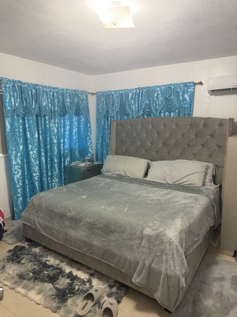 15100 NE 13th Avenue, North Miami Beach, FL 33162 Photo