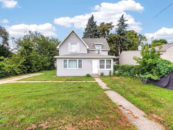 148 E Sheridan Avenue, Des Moines, IA 50313