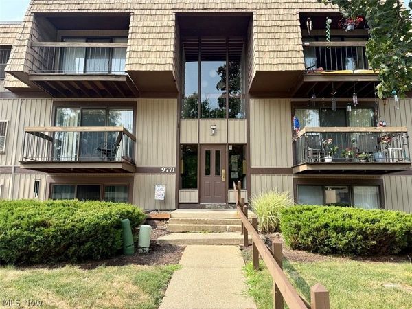 9771 Sunrise Boulevard, Unit N12, North Royalton, OH 44133