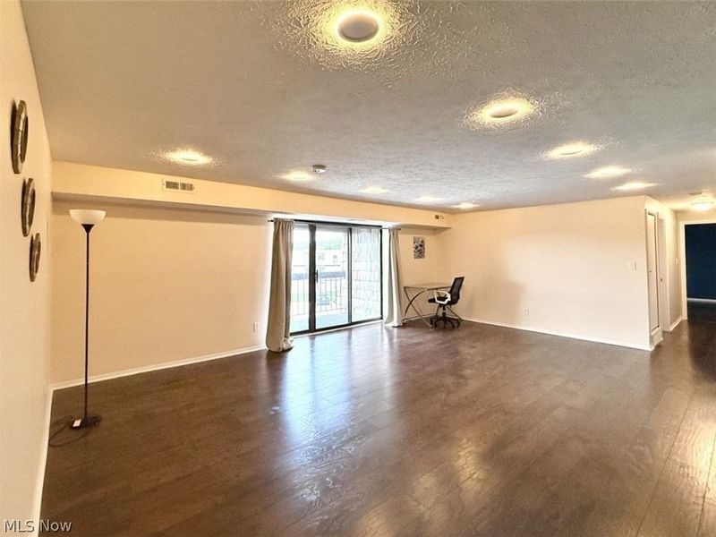 9771 Sunrise Boulevard, Unit N12, North Royalton, OH 44133 Photo 3