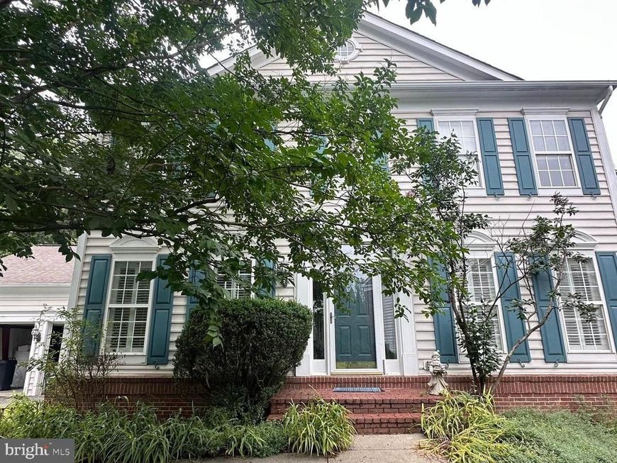 636 Lake Varuna Drive, Gaithersburg, MD 20878 Main Photo