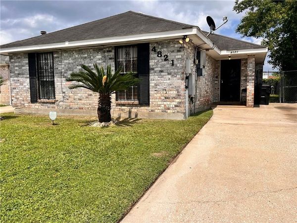4821 FRANCISCO VERRE Drive , New Orleans, LA 70126