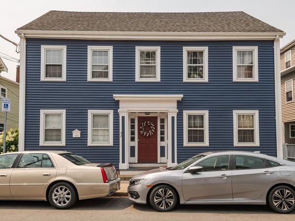42 Essex St, Unit 1, Salem, MA 01970