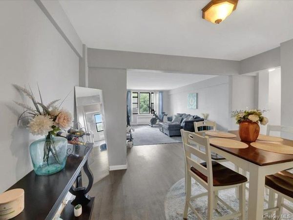 270 N Broadway, Unit 6H, Yonkers, NY 10701