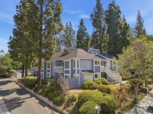 1564 Tanglewood Ln. , Unit 18, Escondido, CA 92029