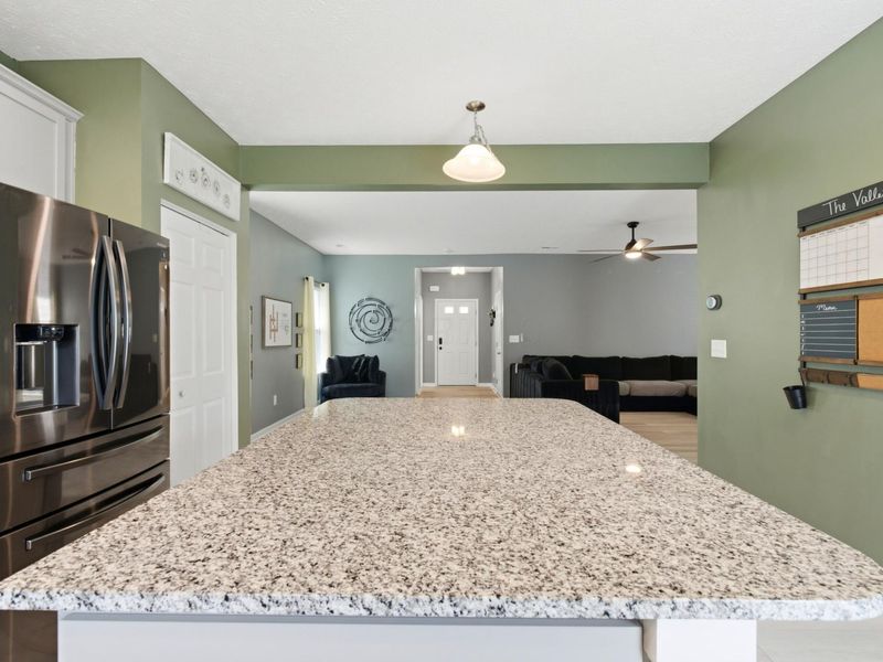 1529 Lewes Castle Drive, Grove City, OH 43123 Photo 14