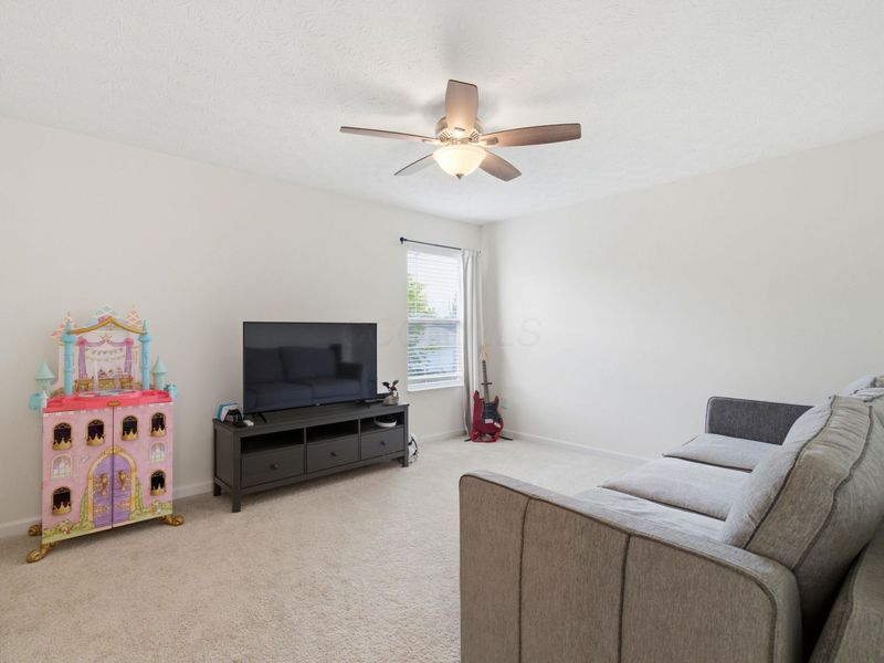 1529 Lewes Castle Drive, Grove City, OH 43123 Photo 20