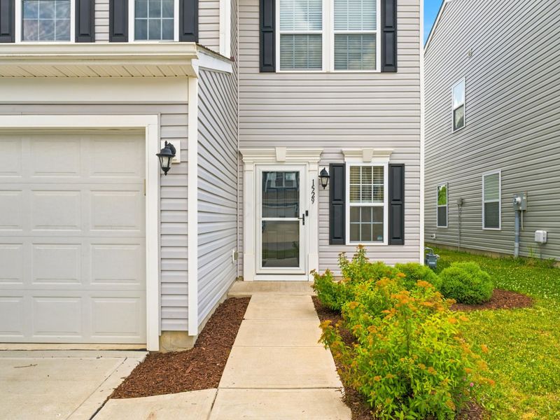 1529 Lewes Castle Drive, Grove City, OH 43123 Photo 3