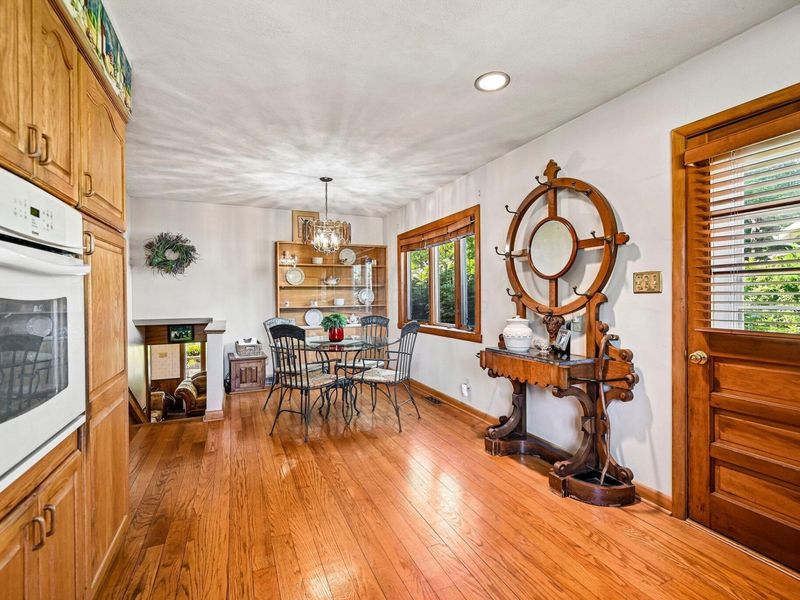 335 W Coshocton Street, Johnstown, OH 43031 Photo 12