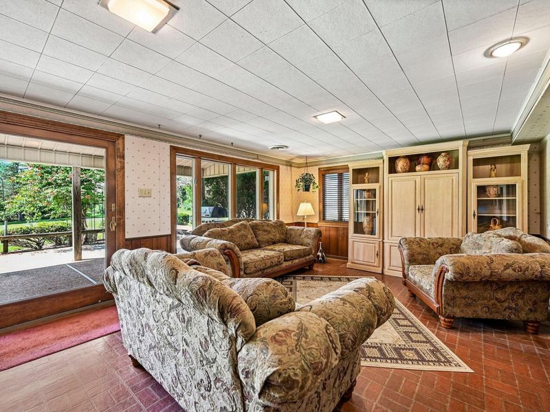 335 W Coshocton Street, Johnstown, OH 43031 Photo 18